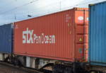 40’ Standard Übersee Container der Container Linie STX Pan Ocean am 20.11.17 Bf.