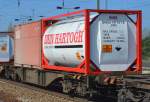 Kesselcontainer von DEN HARTOGH (UN-Nr.