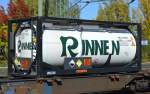 Kesselcontainer von RINNEN (UN-Nr.: 885/2031 = Salpetersäure) am 10.10.15 Bhf.