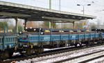 Polnischer Drehgestell-Flachwagen der PKP Cargo mit der Nr.