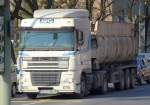 DAF XF 105 430 PS Zugmaschine mit Spezialauflieger der Fa.