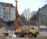 Noch mal in Gesamtansicht, der MB LKW mit Bohrturm der Fa.
