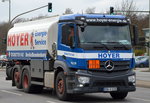 Ein moderner MB ANTOS 2533 Tanklaster der Fa.