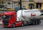 Tschechischer Sattelzug mit Eutersiloauflieger mit SCANIA R560 Zugmaschine, 25.04.12 Berlin-Adlershof.