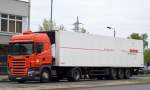 Ein SCANIA R360 Sattelzug der Sped.