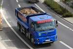 VOLVO 4-Achs Kipper mit 460 PS der Fa.