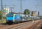 MRCE Mietlok f�r PKP Cargo ES64F4-802 mit PKW-Transpotzug mit fabrikneuen Fiat 500 am 17.09.12 Bhf.