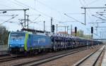 PKP-Cargo mit MRCE Dispolok 189-805/EU45-805 mit PKW-Transportzug mit fabrikneuen FORD Focus bei der Durchfahrt Bhf.