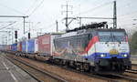 LTE Netherlands B.V. mit der MRCE Dispo ES 64 F4-213/189 213-2 und KLV-ZUg Richtung Poznan (Polen) am 17.02.18 Bf. Flughafen Berlin-Schönefeld. 