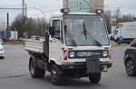 Älteres Multicar Typ M 26 mit Ladefläche der Baufirma G.Schumacher am 07.03.17 Berlin-Marzahn.