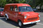 Ich denke mal aus den 70érn, ein wunderbar erhaltener FORD 130 TRANSIT einer privaten Musikschule am 01.07.14 Nähe S-Bhf.