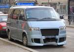 Die Frontseite lie� mir keine Ruhe, ich konnte diesen kleinen Transporter nicht einordnen, des R�tsels L�sung am Heck, ein VW Cravelle GL mit interessantem Frontumbau bzw.