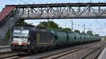 LTE Logistik und Transport GmbH, Graz [A] mit der geleasten BRCE Vectron  X4 E - 637  [NVR-Nummer: 91 80 6193 637-6 D-DISPO] und einem ukrainischen Getreidezug am 25.06.25 Höhe Bahnhof Saarmund.