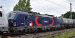 LTE Logistik und Transport-GmbH, Graz [A] mit der geleasten der polnischen Cargounit Vectron   5370 037-1 , Name:  WOJTEK  (NVR: 91 51 5370 037-1 PL-ID ) am Haken der Akiem Lok  186 355-4  [NVR-Nummer: 91 80 6186 355-4 D-AKIEM] und einem Kesselwagenzug am 21.05.26 H�he Bahnhof Magdeburg-Neustadt.