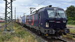 LTE Logistik und Transport-GmbH, Graz [A] mit der geleasten der polnischen Cargounit Vectron  5370 037-1 , Name:  WOJTEK  (NVR: 91 51 5370 037-1 PL-ID ) und einem KLV-Zug am 16.06.26 Durchfahrt Bahnhof Lutherstadt Wittenberg Hbf.