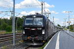 PKP Intercity sp�łka z o.o. mit der geleasten CARGOUNIT Vectron  5370 194-0 ,  STEFFEN  [NVR-Nummer: 91 51 5370 194-0 PL-ID] und ein EC aus Polen am 22.06.26 H�he Bahnhof Leipzig-Thekla.