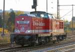 Einige Zeit zuvor war sie auf dem Gegengleis noch mit einem Kurzzug verschiedener G�terwagen unterwegs gewesen hier auf der R�ckfahrt, die Uwe-Adam Lok ADAM 22  SPIKE  (98 80 1202 241-6 D-BWESA, Lew