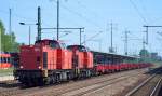 Doppeltraktion WFL Lok 22/203 114-4 + WFL Lok 21/203 113-6 mit einem Zug noch ganz neu aussehender Drehgestell-Flachwagen von ERMEWA am 03.08.15 Bhf.