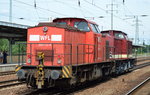 WFL Lok 24/202 483-4 + Lok 25/203 112-8 am 23.07.16 Durchfahrt Bf.