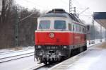 East-West Railways Lok 232 658-5 bei der Durchfahrt im Bhf.