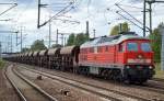MEG 314 (232 239-4) mit einem sehr langem Ganzzug Schüttgutwagen am 09.09.14 Durchfahrt Bhf.