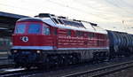 Noch mal von Nahem die EBS Schönheit 232 690-8 (NVR-Nr.: 9280 1 232 690-8 D-EBS) mit Kesselwagenzug (Ethanol-Lieferung) am 07.02.18 Bf. Flughafen Berlin-Schönefeld.