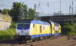 Metronom 246 008-7 mit dem RE5 Richtung Hamburg Hbf. am 20.06.17 Einfahrt Bf. Hamburg-Harburg. 