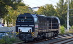 STRABAG mit einer weiteren angemieteten (wohl erst seit kürzerem) Vossloh G 2000BB, der MRCE Lok 500 1607 (272 406-0) am 12.09.16 Eichwalde bei Berlin Richtung Königs Wusterhausen.