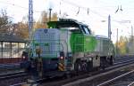 Noch der Nachschuss der Vossloh G 18 (92 80 4180 001-4 D-VL) am 02.11.15 Berlin-Hirschgarten.