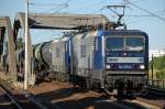 Doppeltraktion RBH 116/143 573-4 + RBH 126/143 217-8 mit Kesselwagenzug Richtung Innenstadt, 21.07.13 Berlin-Pankow.