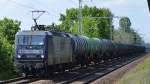 RBH 107/143 063-6 mit Kesselwagenzug Richtung Stendell (Schwedt) am 22.05.15 Röntgental b.