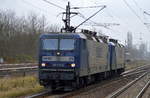 RBH 125/143 908-2 mit RBH 131/143 305-1 am Haken am 01.12.17 Berlin-Hohenschönhausen.