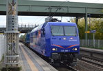 SRI Mietlok 145 088-1[NVR-Number: 91 80 6145 088-1 D-SRI, Adtranz Bj.2000] aktuell für SLG tätig mit der SLG Diesellok V 100-SP-004 (203 004-1) und einem Ganzzug Oberbaustoffwagen (leer) am