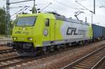 Alpha Trains Mietlok 185 534-5 für CFL Cargo mit Containerzug am 11.09.14 Bhf.
