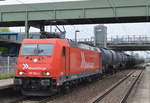RHC 185 582-4 mit Kesselwagenzug (leer) Richtung Stendell am 01.05.17 Durchfahrt Bf.