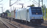 RTB Cargo mit der Railpool Mietlok 185 716-8 und einem Containerzug am 08.09.16 Bf.