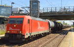 RHC 185 603-8 mit Kesselwagenzug ab Industrieübergabe Nordost Richtung Stendell am 02.06.17 Bf.