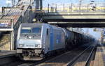RTBC mit der Railpool-Lok 185 684-8 und einem Kesselwagenzug (Dieselkraftstoff) am 30.11.17 Bf.