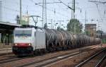 LTE Slovakia mit der Mietlok E 186 237 (91 80 6186 237-4 D-LTE) mit deutscher Zulassung mit Kesselwagenzug am 13.07.13 Bhf.Flughafen Berlin-Sch�nefeld.