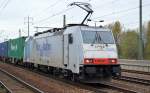 Nochmal als Nahaufnahme, die RTB E 186 240 (91 80 6186 240-8 D-CBR, Bombardier Bj.2009) mit Containerzug am 11.04.14 Bhf.