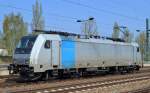 Railpool Lok 186 147-5 von HSL fährt zum Abstellgleis am Rande des Bhf.