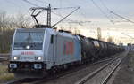 Die polnische LOTOS mit der Railpool-Lok E 186 273-9 umd einem Kesselwagenzug Heizoelkesselwagen (Leer) Richtung Stendell am 27.11.17 Berlin-Hohenschönhausen.
