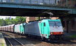 VPS - Verkehrsbetriebe Peine-Salzgitter GmbH mit der Doppeltraktion E 186 131-9 + 186 247-3 und Erzzug (leer) Richtung Hamburger Hafen am 20.06.17 Bf.