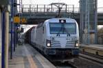 Überraschend und erfreulich, nachdem DB Schenker Rail eine ganze Reihe neuer MRCE Vectron angemietet hat sichtete ich nun heute das erste Mal eine Doppeltraktion mit den Vectron-Loks mit den fast