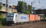 METRANS/HHLA 386 029-3 verlässt mit Containerzug den Hamburger Hafen am 20.06.17 Bf.
