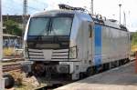 Erstaunlich aber leider wahr, das letzte Mal in Berlin sah ich eine Siemens Vectron bei der InnoTrans 2012 und seit dem nicht mehr obwohl es inzwischen doch einige Maschinen gibt die regem��ig in