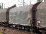 Dieser Coiltransportwagen mit Schiebeplane mit der Aufschrift EuroLuxCargo kommt aus Luxemburg und ist mit der Nr.31 RIV 82 L-CFLCA 4773 040-7 Shimmns eingestellt, 18.08.10 Bhf.