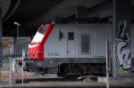 Tja mehr ist im Moment nicht drin, die akiem Prima E 37 530 (9187 0037530-9 F-VC) an CTL vermietet unter der Putlitzbr�cke am Berliner Westhafen am 06.01.12