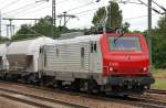 Leider kein optimales Bild der akiem PRIMA Lok E 37 530 (91 87 0037530-9 F-VC) vermiete an CTL mit G�terzug am 14.06.12 Bhf.