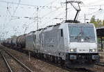 CTL mit den akiem Mietloks 186 266-3 mit 186 263-0 am Haken + Kesselwagenzug am 25.09.17 Bf.